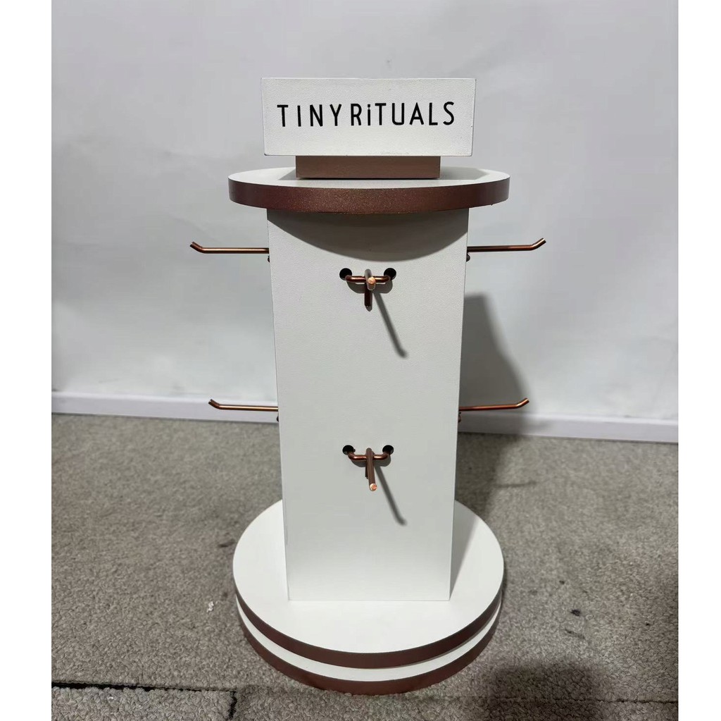 Rotating Multi-Sided Display - view 1